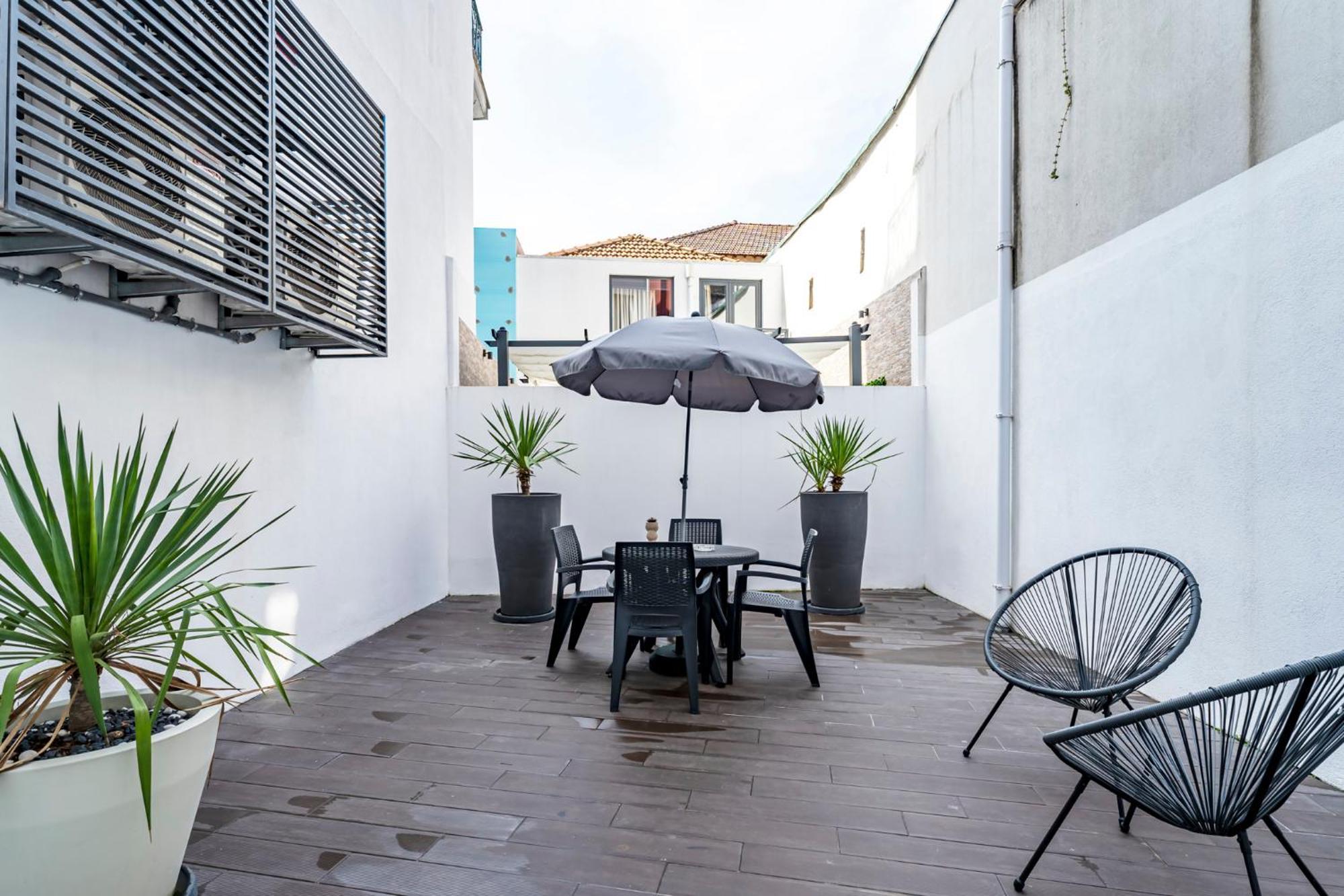 Apartamento Oporto Wine Cellars Flat With Terrace Vila Nova de Gaia Exterior foto
